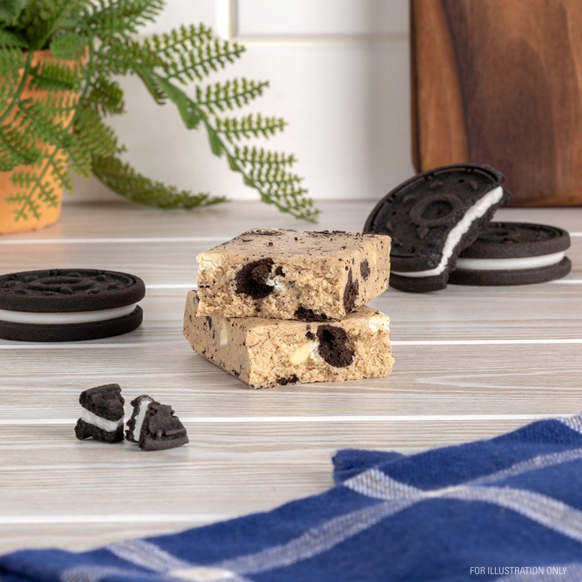 cookies-and-cream-protein-bars-v6 15807_QN_USA_ProteinBar_CAC_InterimAssetUpdate_Digital_Tabletop1.jpg